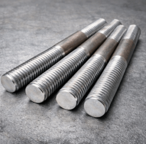 Что такое резьбовая шпилька и чем она отличается от болта?